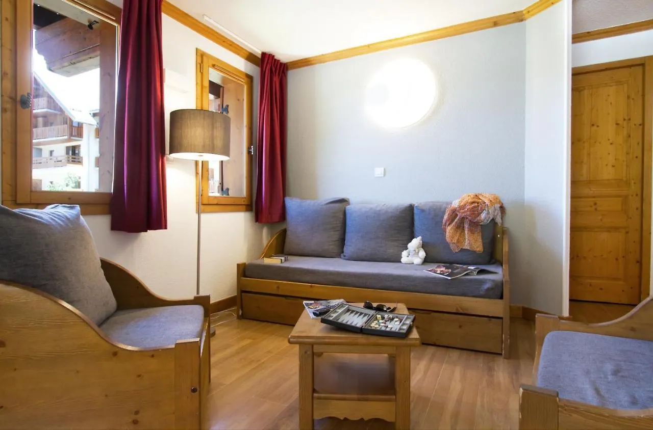 Residence Odalys Le Hameau Et Les Chalets De La Vallee D'Or Valloire 3*,