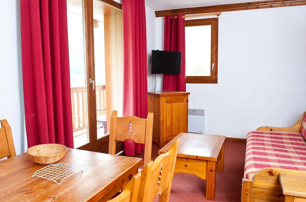 Residence Odalys Le Hameau Et Les Chalets De La Vallee D'Or Valloire