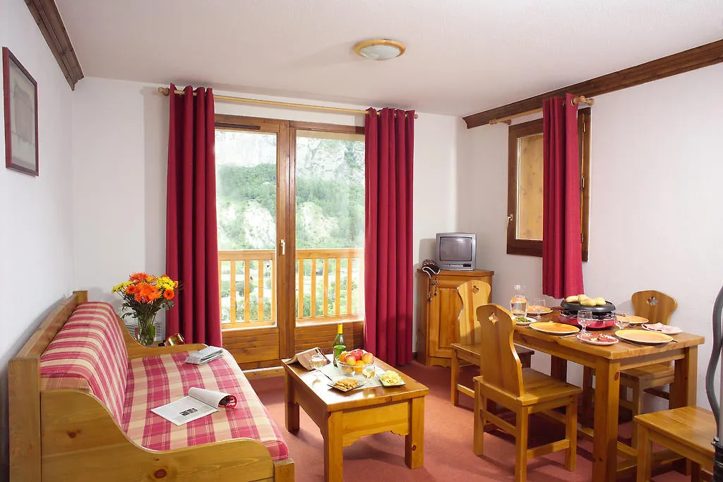 Residence Odalys Le Hameau Et Les Chalets De La Vallee D'Or Valloire