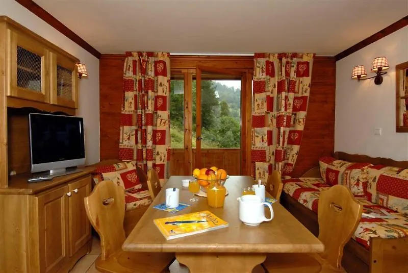 Aparthotel Residence Odalys Le Hameau Et Les Chalets De La Vallee D'Or Valloire